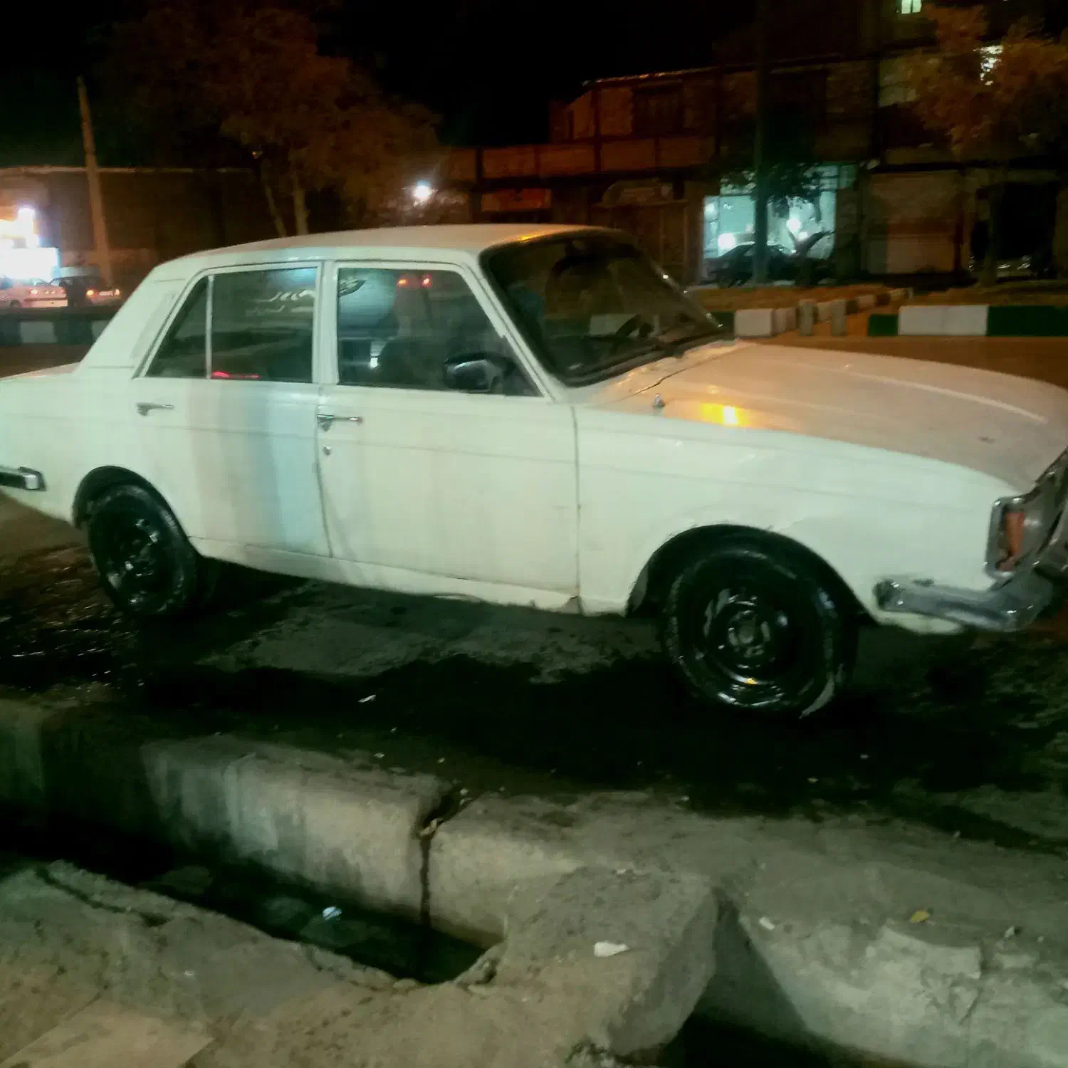 پیکان۸۱سالم..|خودرو سواری و وانت|بروجرد, |دیوار