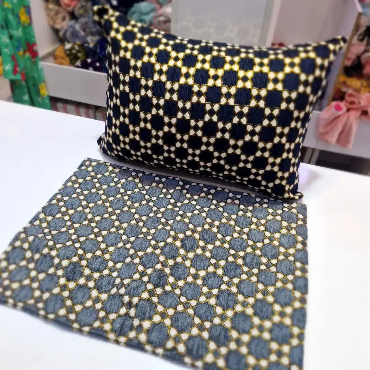 روبالشی|رختخواب، بالش، پتو|قم, محمد آباد|دیوار