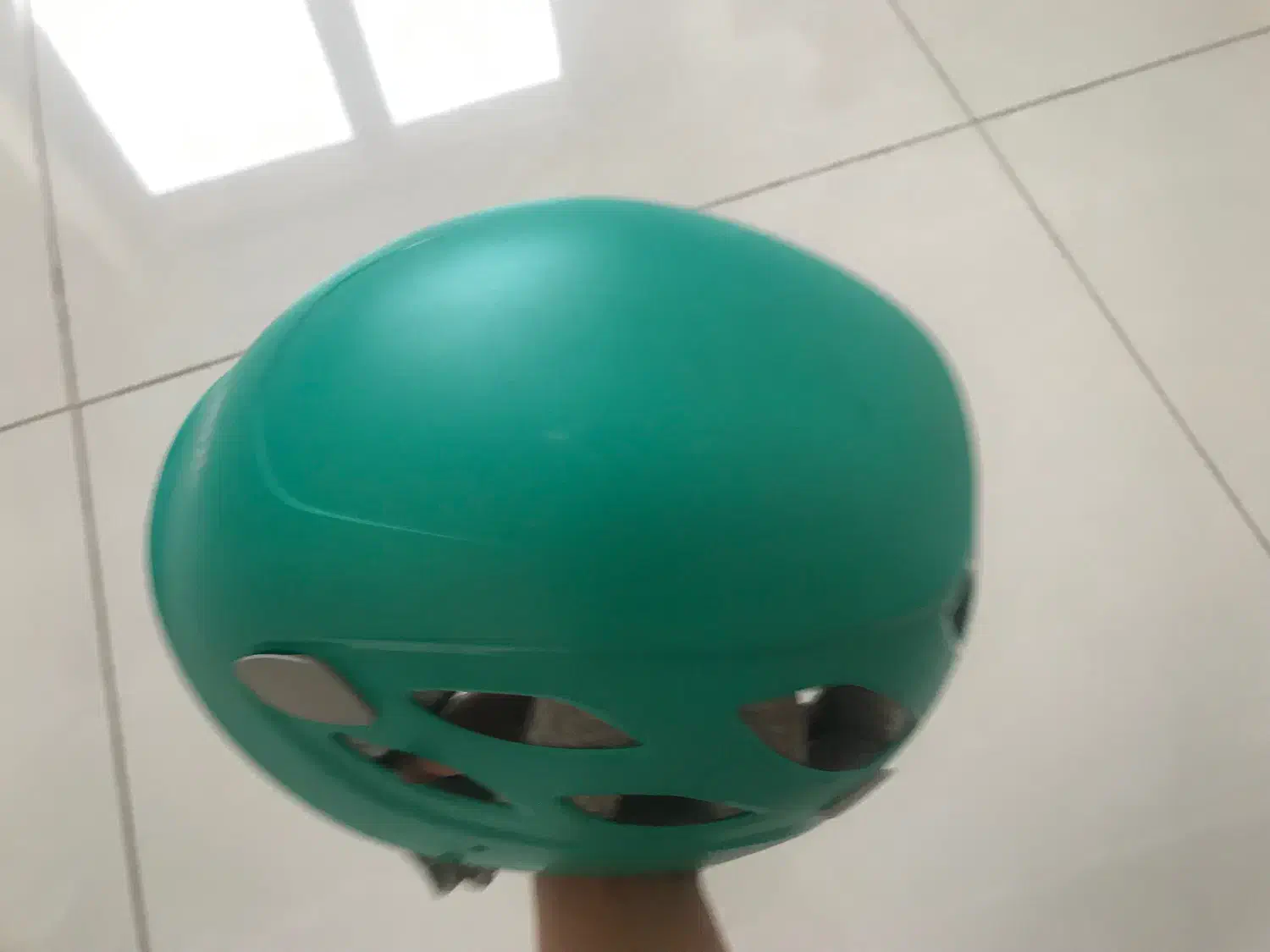 هلمت پتزل مدل بورآ|تجهیزات ورزشی|تهران, توحید|دیوار