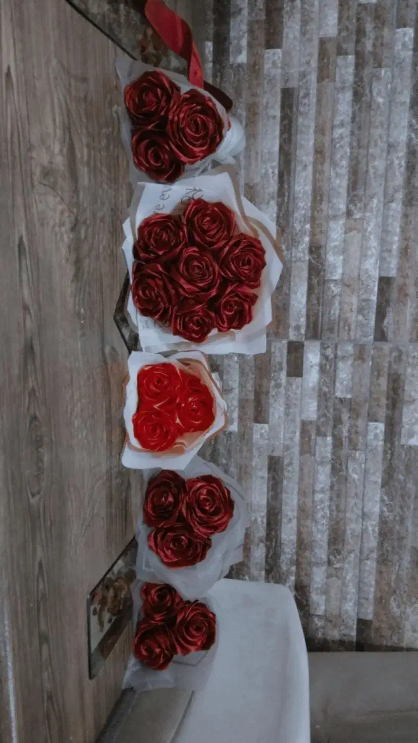 دسته گل روبانی|گل مصنوعی|سقز, |دیوار