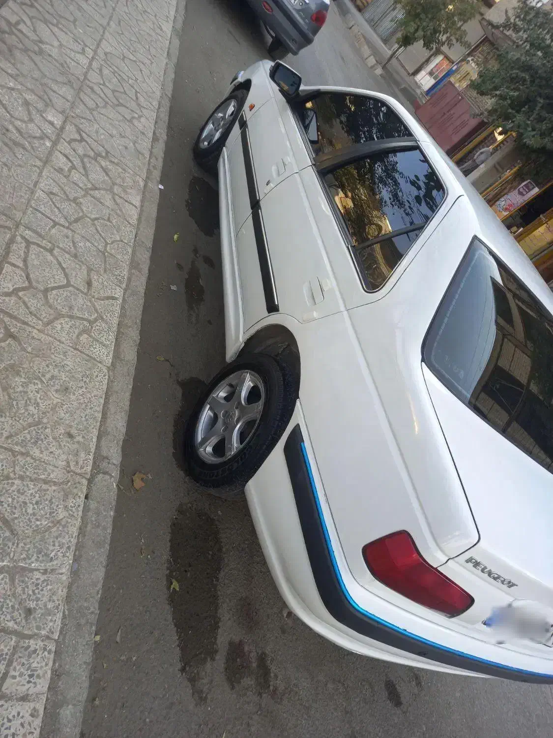 پژو پارس ۸۸ سفارشی داخل کرم|خودرو سواری و وانت|کرمانشاه, |دیوار