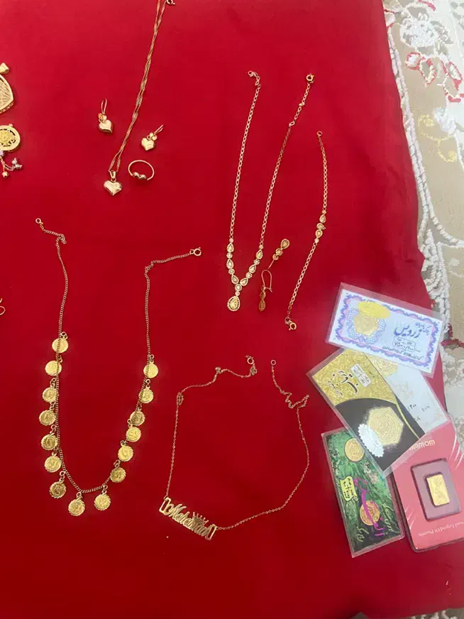 طلا|جواهرات|قم, باغ کرباسی|دیوار