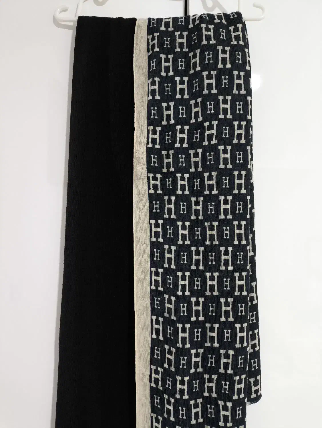 شال|کیف، کفش، کمربند|شیراز, پودنک|دیوار