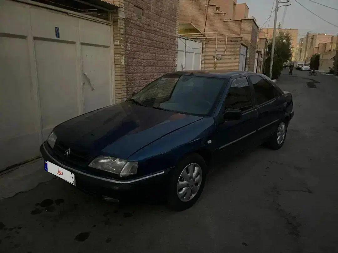 زانتیا مدل ۸۳ رنگ خاص|خودرو سواری و وانت|فولادشهر, B6|دیوار