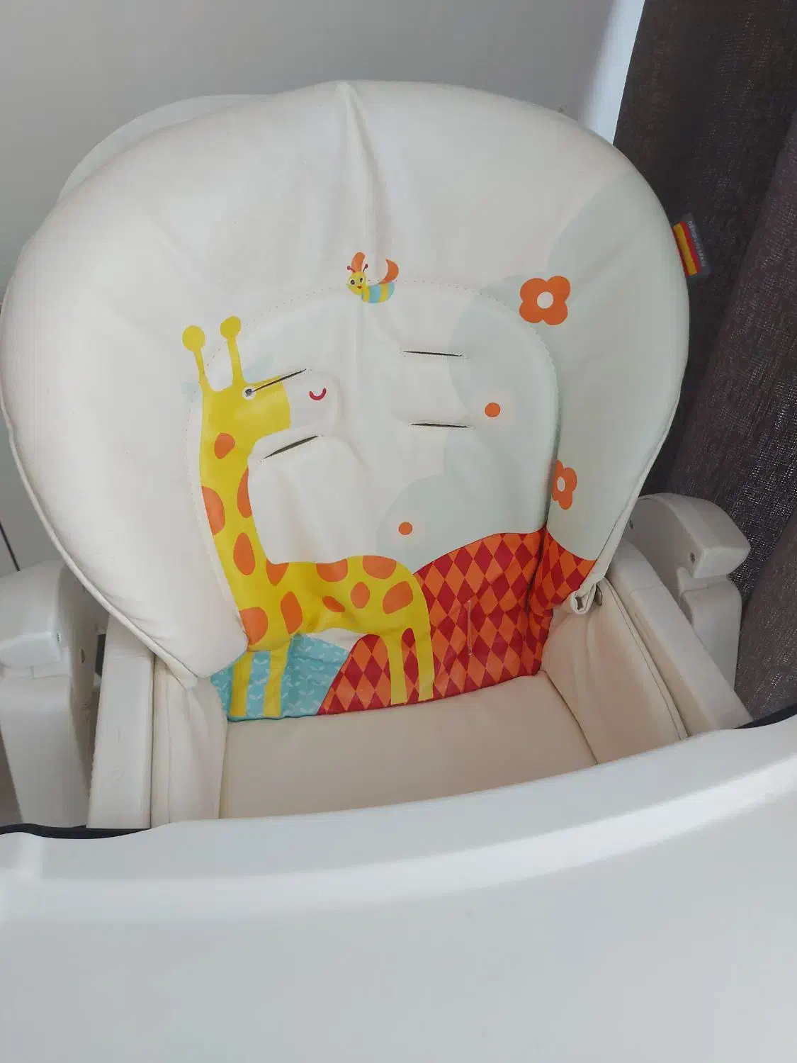 صندلی غذای کودک سویل اسپانیایی|تخت و صندلی بچه|رشت, رودباری|دیوار