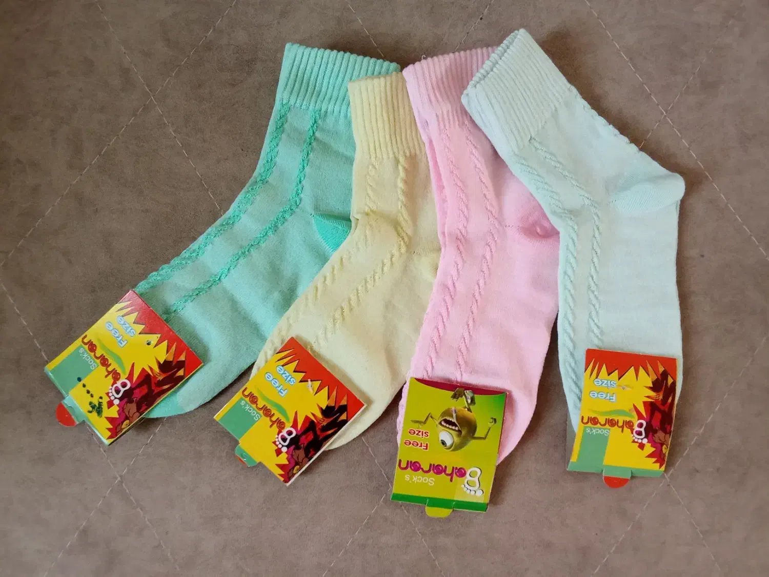 جوراب‌زنانه‌ودخترانه|حراج|اردکان, |دیوار