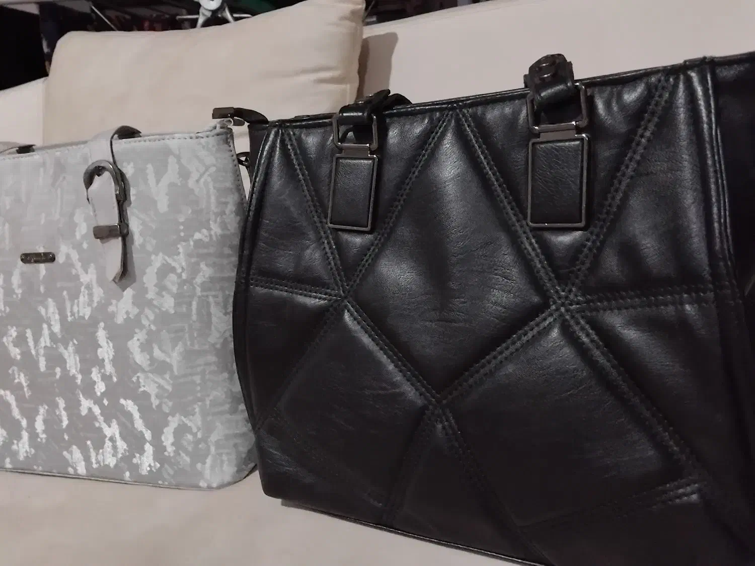 ۵ عدد کیف دوشی دسته و بند دار نو و آکبند|کیف، کفش، کمربند|ارومیه, |دیوار