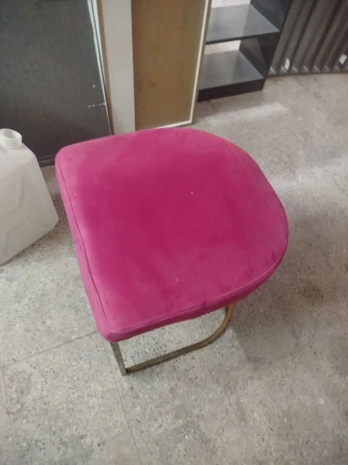 صندلی پدیکو شاه نشین ابشاری کامل. ترولی چوبی|آرایشگاه و سالن‌های زیبایی|اصفهان, فجر|دیوار