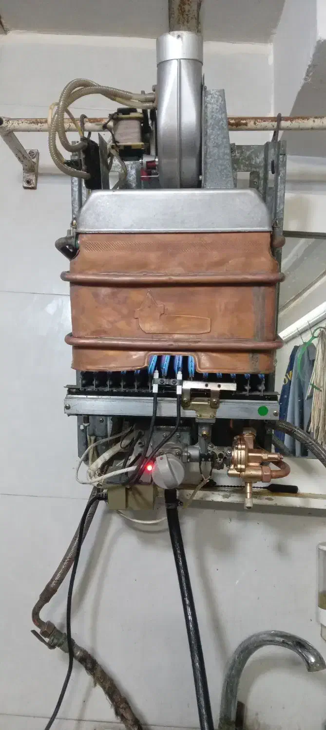 ابگرمکن بوتان وایران شرق در حد نو|آبگرمکن، پکیج، شوفاژ|رباطکریم, رباطکریم|دیوار