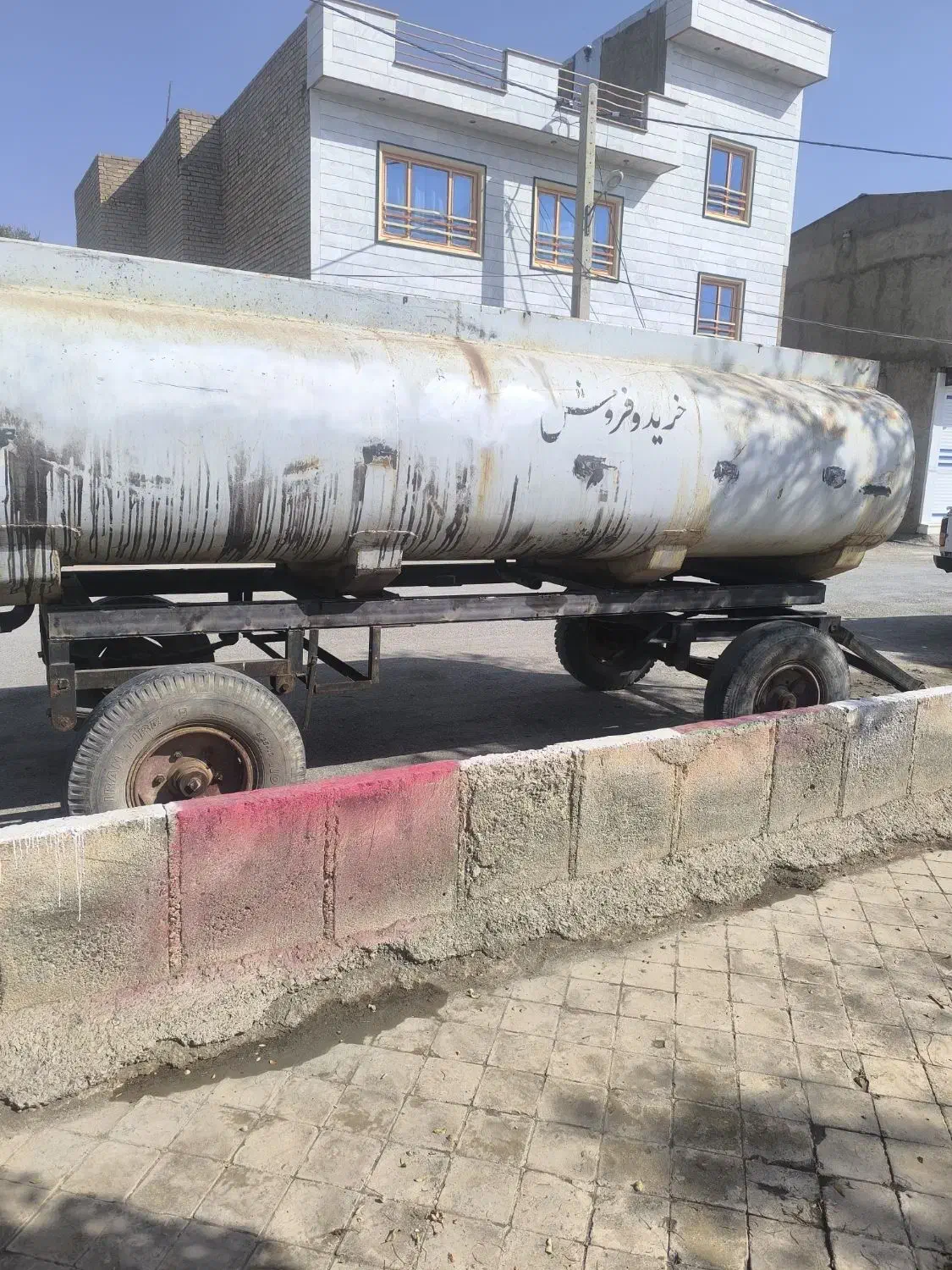 تانکرچرخدار|مصالح و تجهیزات ساختمان|اراک, |دیوار