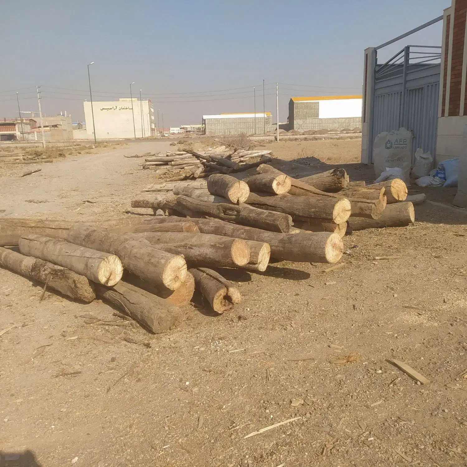 خریدار چوب|خدمات باغبانی و درختکاری|سراب, |دیوار