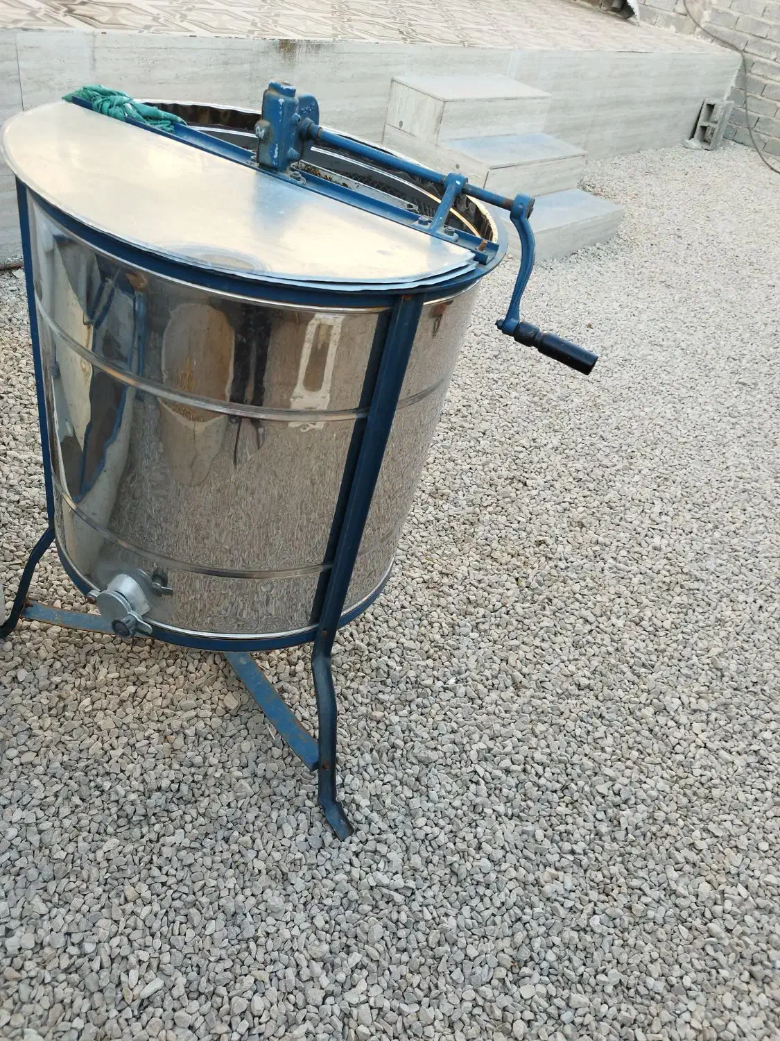 استراکتور شش قاب ، چهارعدد کندوی نو|لوازم جانبی حیوانات|فیروزآباد (فارس), |دیوار