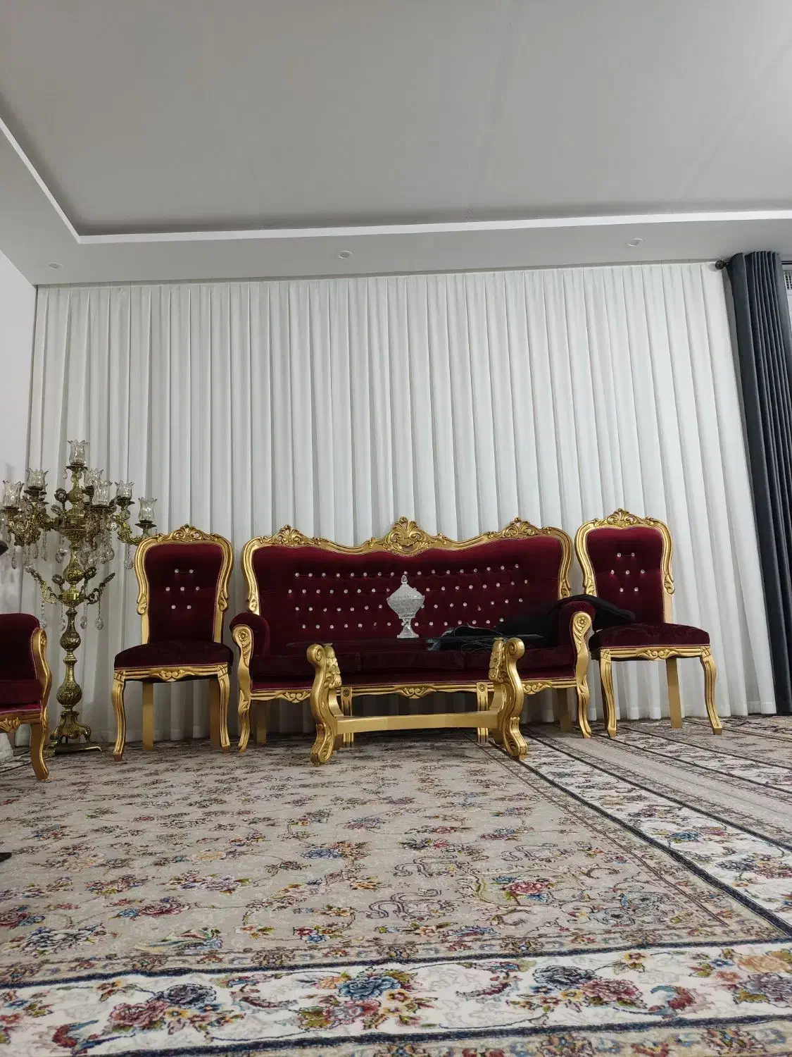 مبلمان سلطنتی|مبلمان خانگی و میز عسلی|مشهد, شهید شهریاری|دیوار