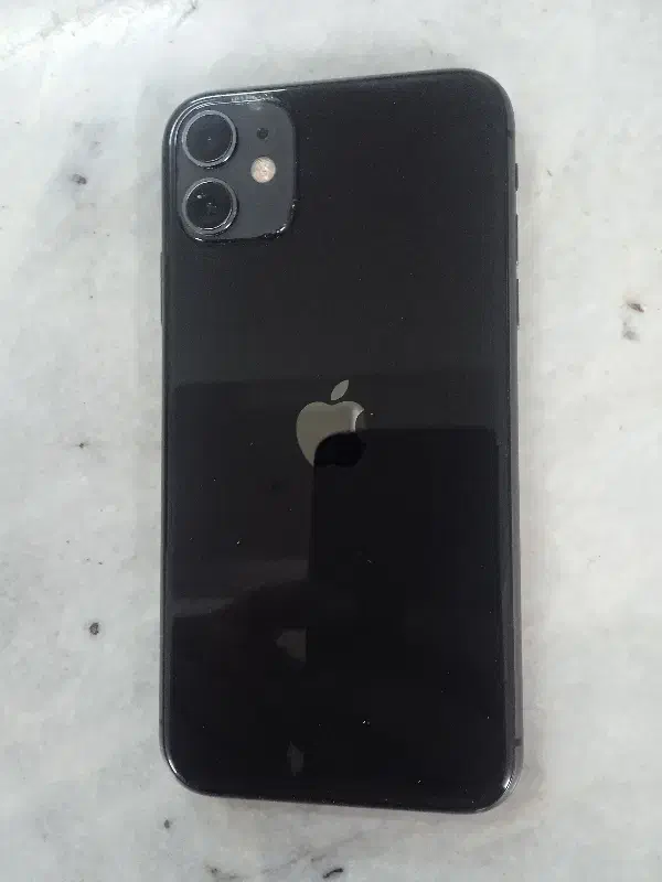 ایفون 11 نرمال 128 دو سیم فروش فوری|موبایل|مشهد, فاطمیه|دیوار