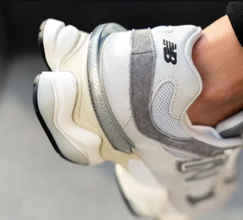 کتونی نو اورجینال نیوبالانس ۹۰۶۰ ویتنام سایز ۳۹/۵|کیف، کفش، کمربند|اندیشه, اندیشه فاز ۳|دیوار