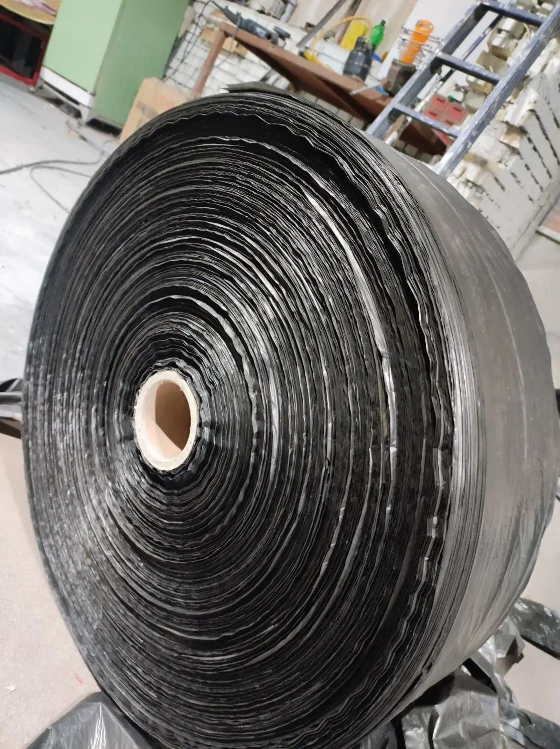 طاقه پلاستیک زباله|ظروف نگهدارنده، پلاستیکی، یک‌بارمصرف|اصفهان, هوانیروز|دیوار