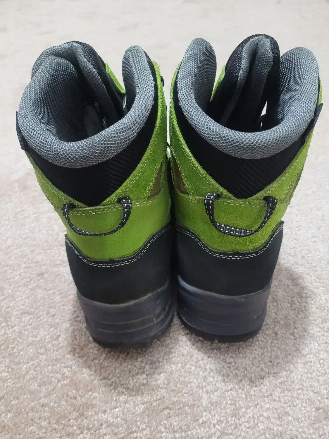 کفش کوهنوردی نوا سایز ۴۳|کیف، کفش، کمربند|قم, باغ شازده|دیوار