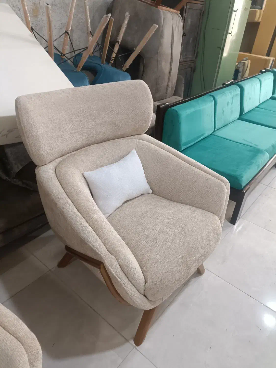 خدمات مبل و تعویض روکش مبلمان صدرا|خدمات پیشه و مهارت|صدرا-فارس, فاز ۱|دیوار