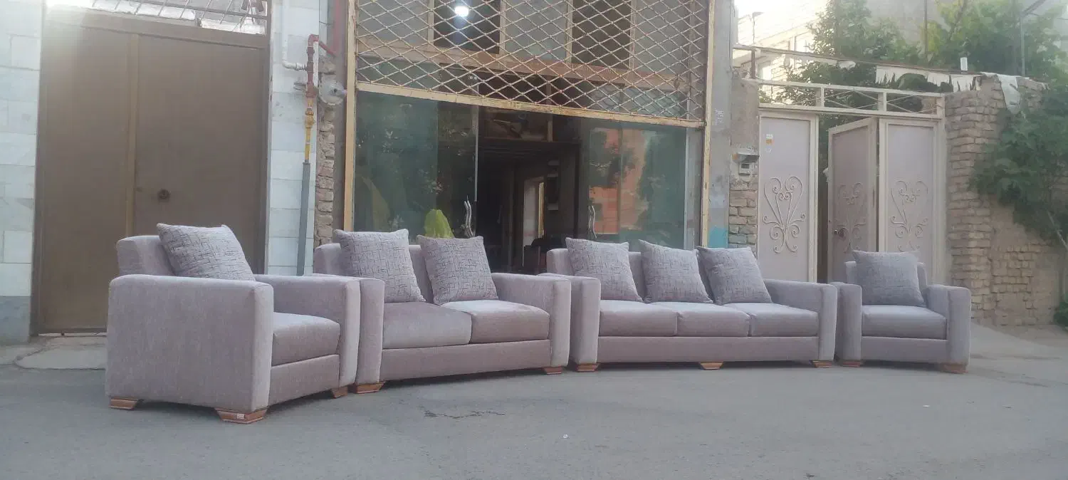 تولیدی و تعمیرات مبلمان|مبلمان خانگی و میز عسلی|بجنورد, |دیوار