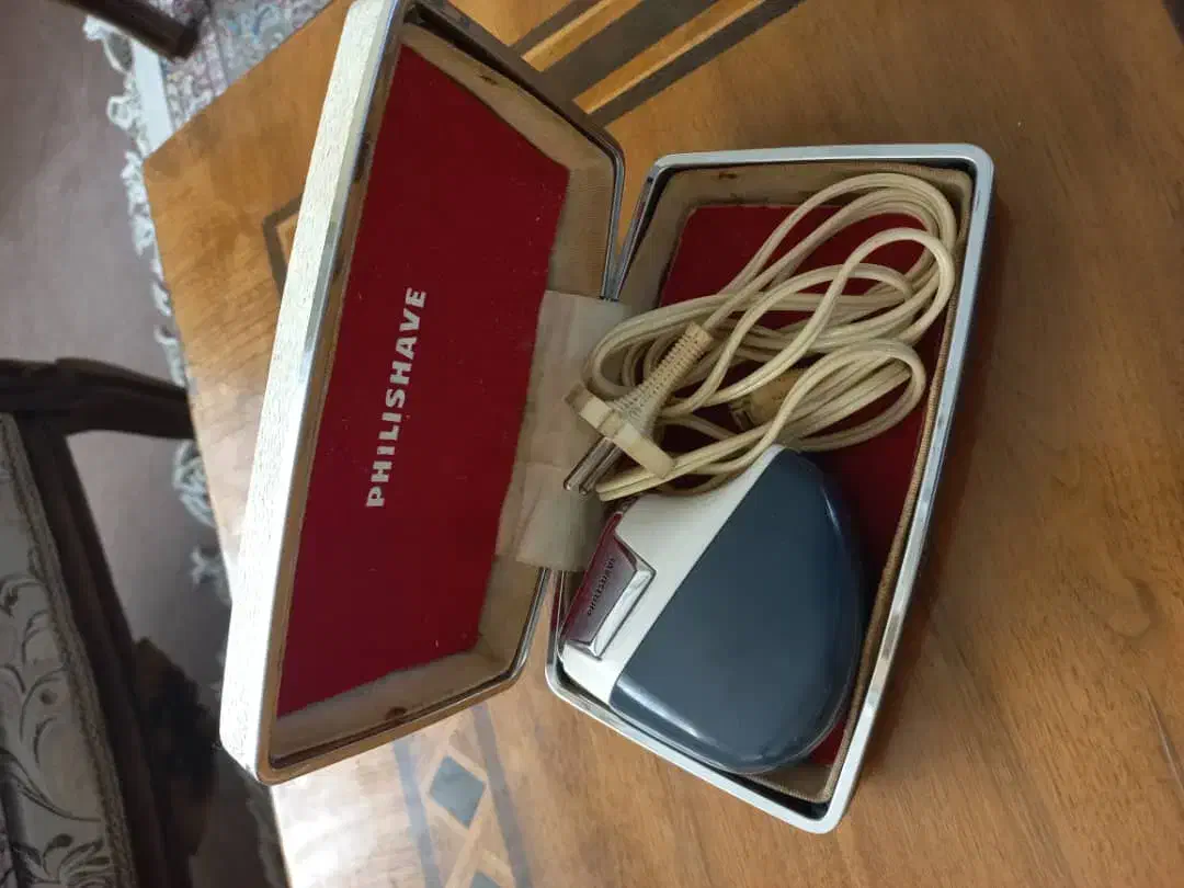 ریش تراش قدیمی|کلکسیون اشیاء عتیقه|فردیس, شهرک سپاه|دیوار