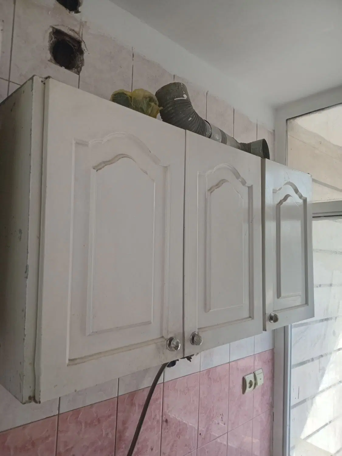 آب چکان وکابینت دیواری سالم|آبچکان و نظمدهنده ظروف|تهران, بیسیم|دیوار