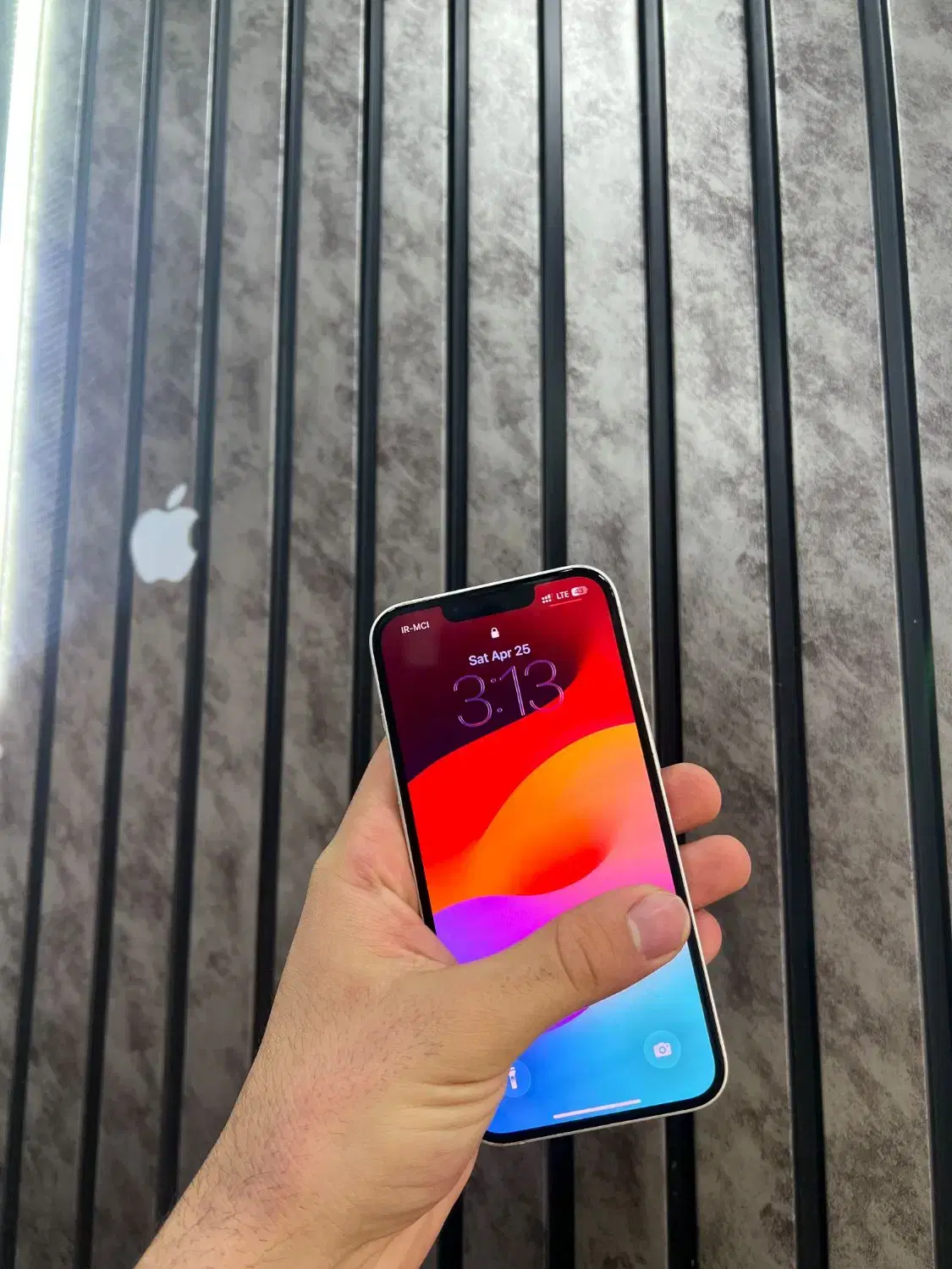 iphone 13 normal|موبایل|کوهرنگ, |دیوار