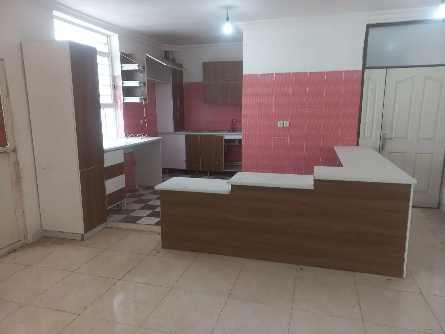 اپارتمان فروشی همکف ای سی اف ساز|فروش آپارتمان|جیرفت, |دیوار