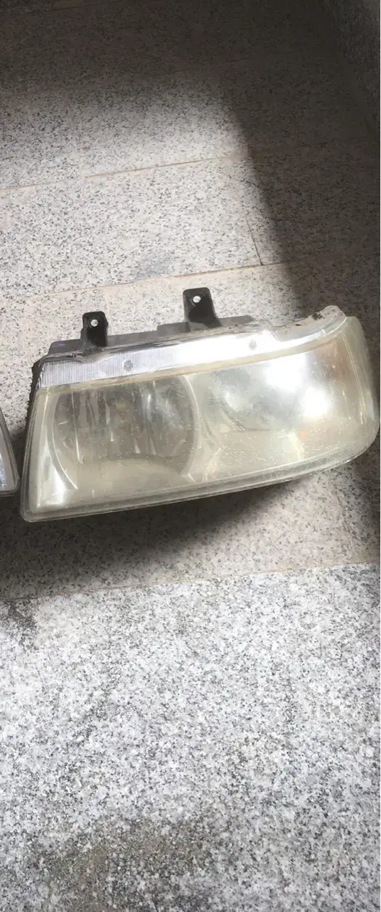 چراغ جلو سمند|قطعات یدکی و لوازم جانبی|شاهینشهر, شهرک میلاد|دیوار