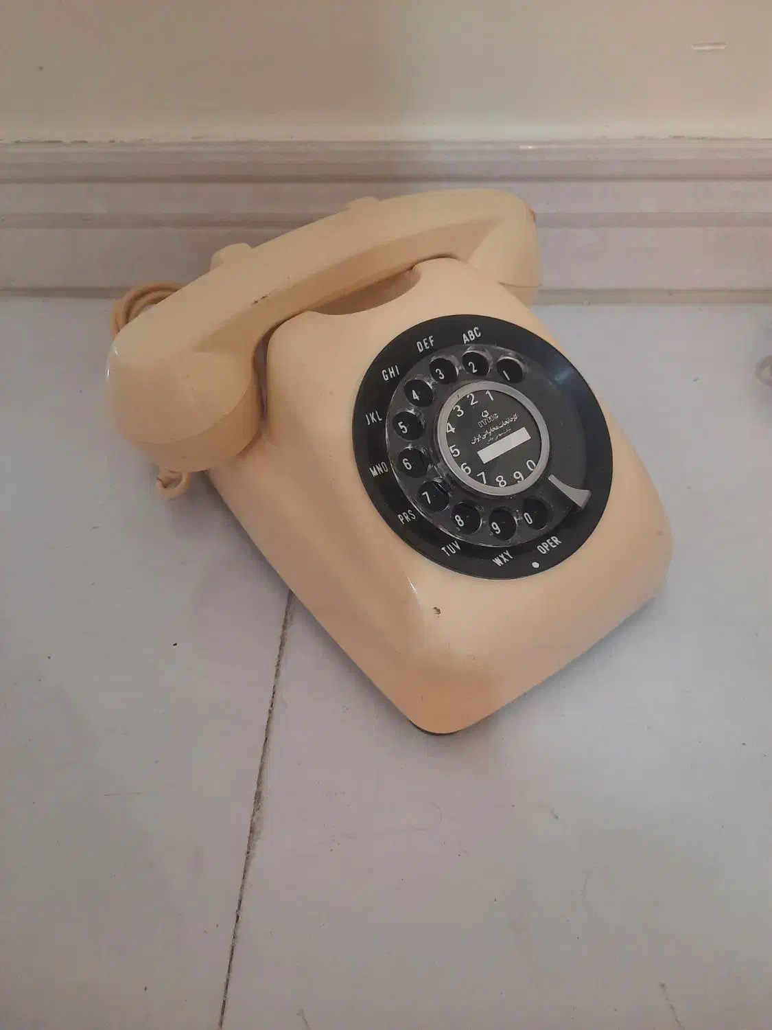 تلفن|تلفن رومیزی|اراک, |دیوار