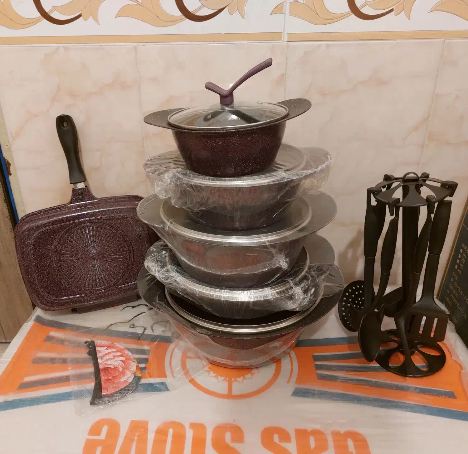 سرویس قابلمه چدن گرانیت|حراج|بیرجند, |دیوار