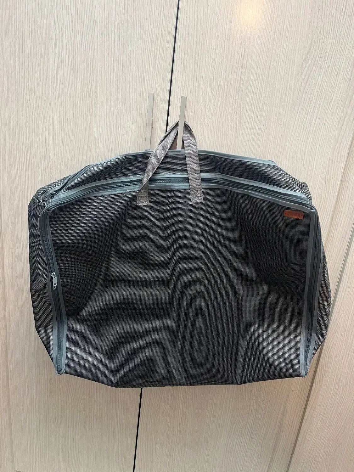 کیف برزنتی دست دوز|کیف، کفش، کمربند|اصفهان, جلالیه|دیوار