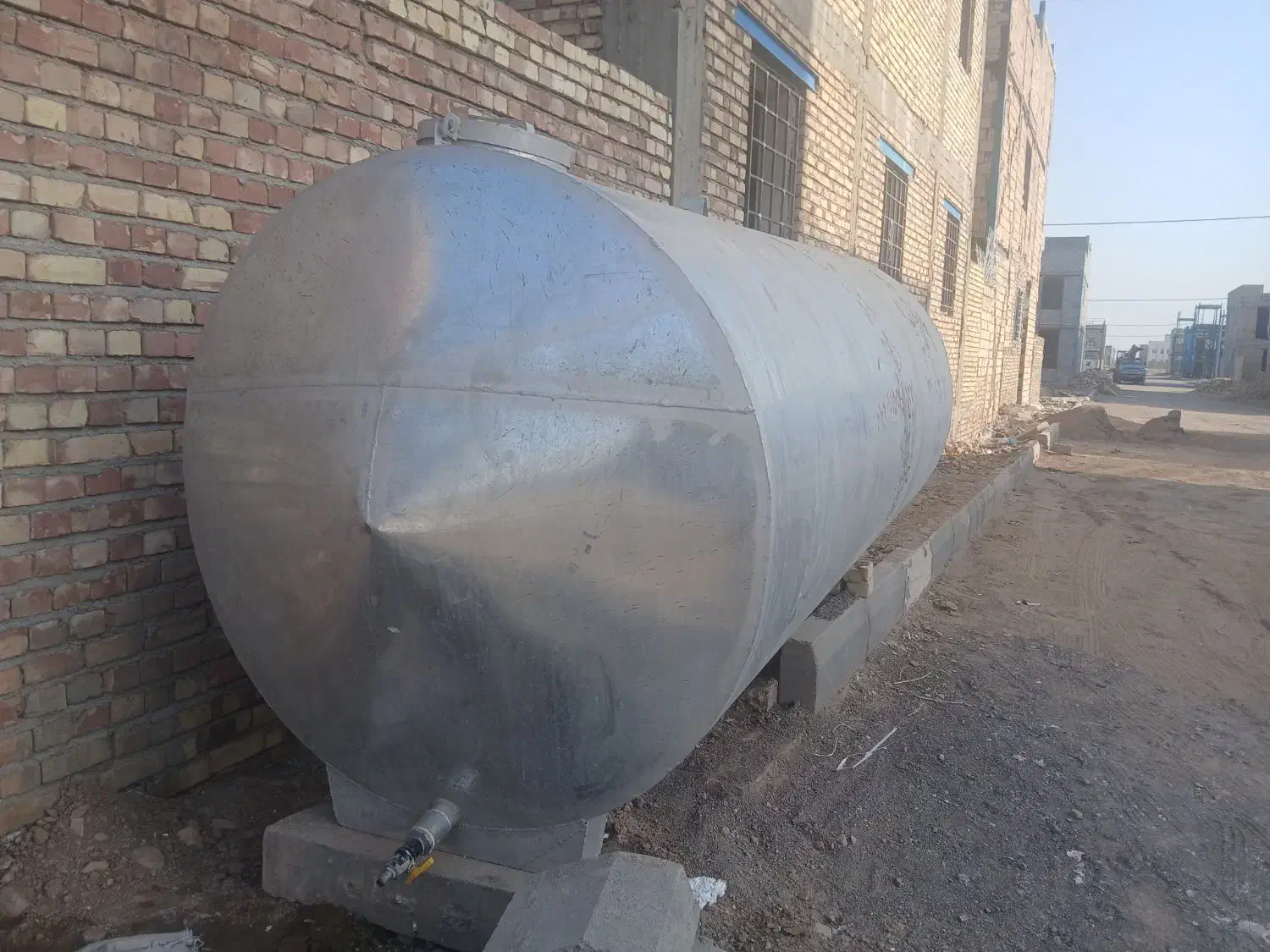 تانکر آب|مصالح و تجهیزات ساختمان|تربت جام, میان جام|دیوار