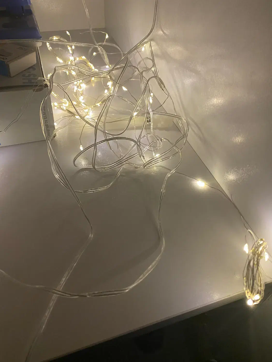 چراغ خورشیدی ریسه ای|ریسه و چراغ تزئینی|هشتگرد, هشتگرد قدیم|دیوار