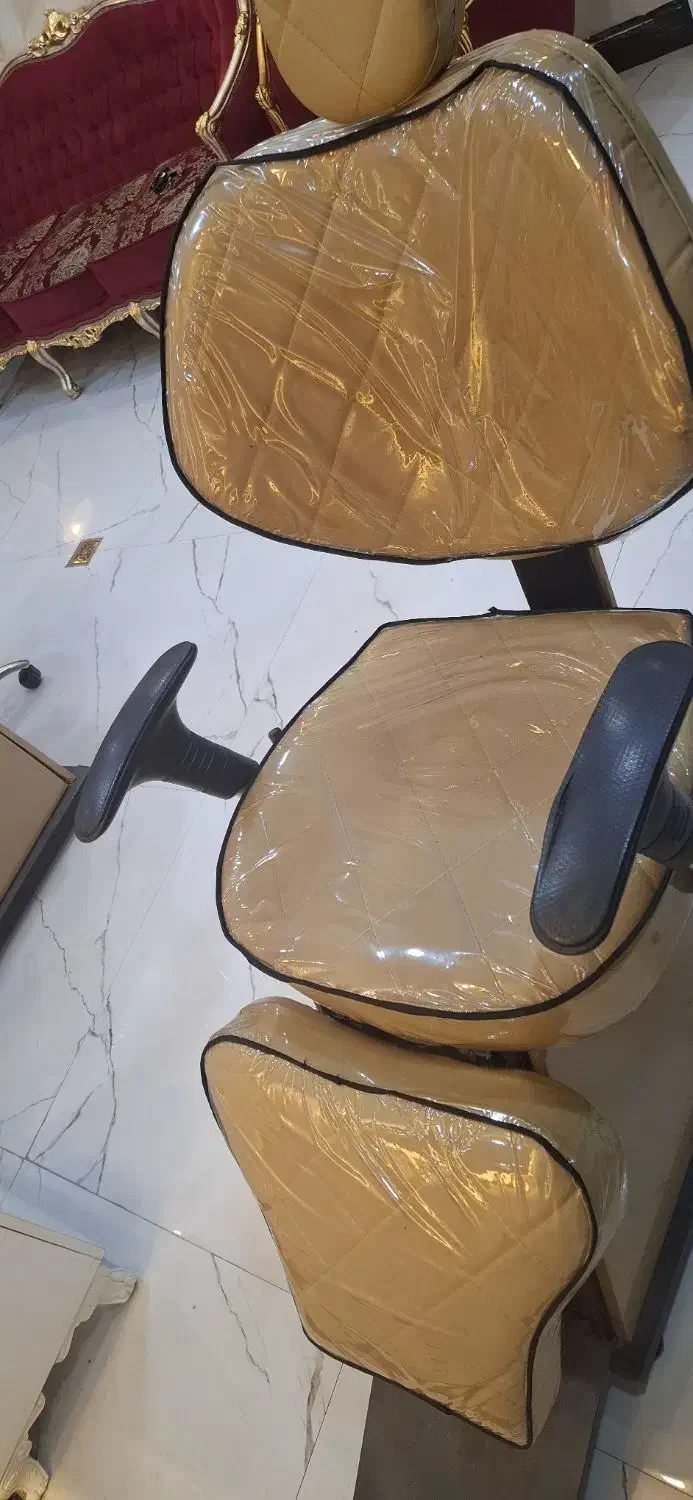 تجهیزات نو یکرنگ و ست|آرایشگاه و سالن‌های زیبایی|مشهد, رده|دیوار