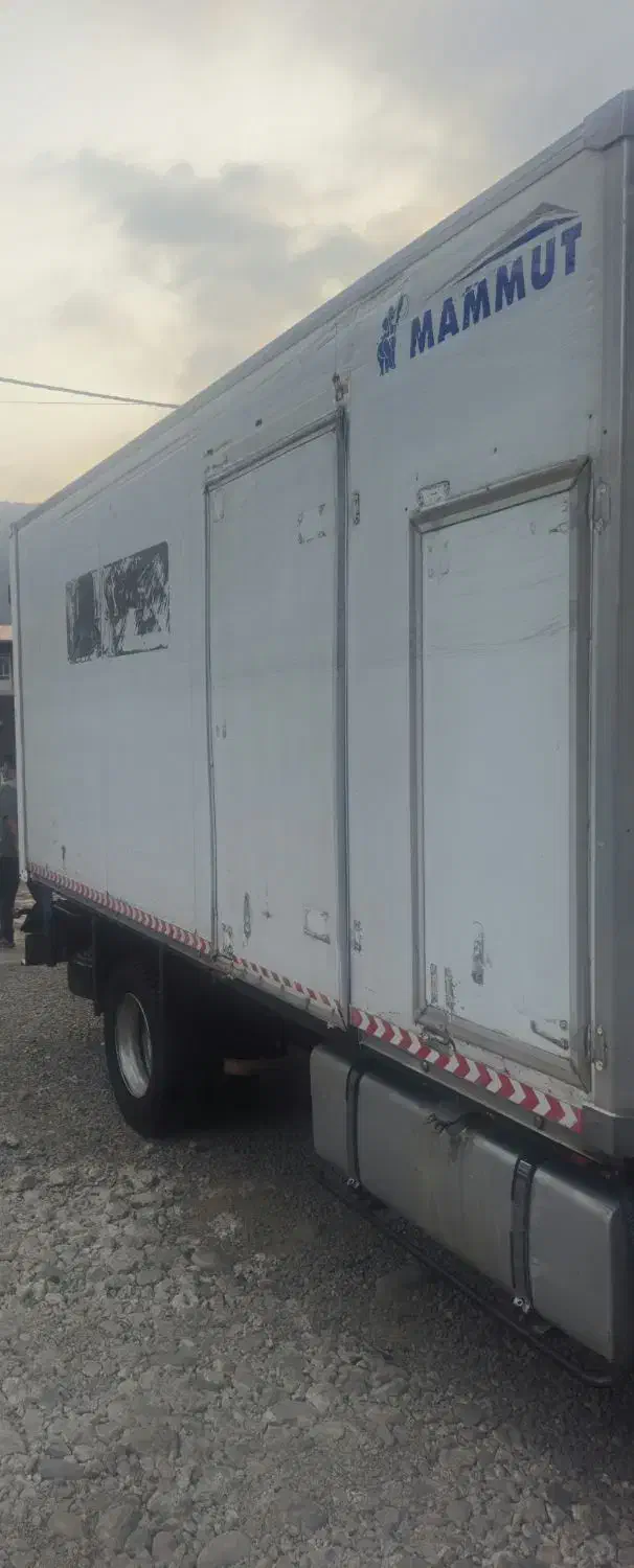 یخچال ایزوله ایسوزو بدون موتور|قطعات یدکی و لوازم جانبی|قائمشهر, |دیوار