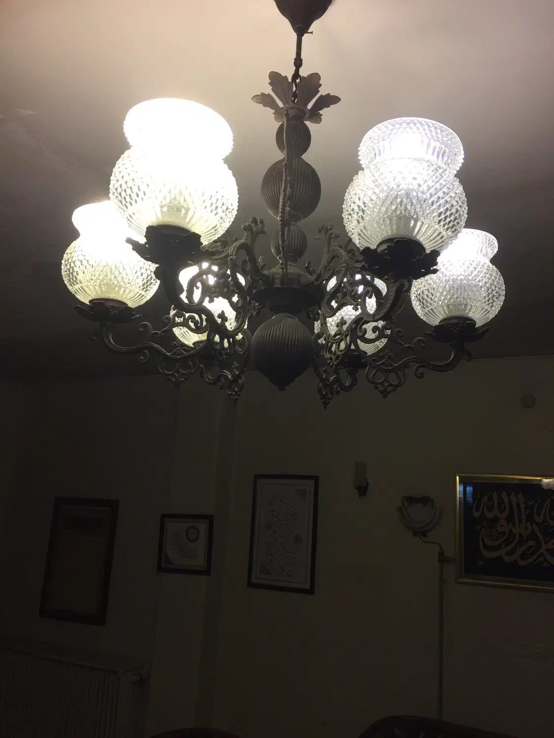 لوستر برنزی ۴و ۶ شعله|لوستر و چراغ آویز|خرمدشت, |دیوار