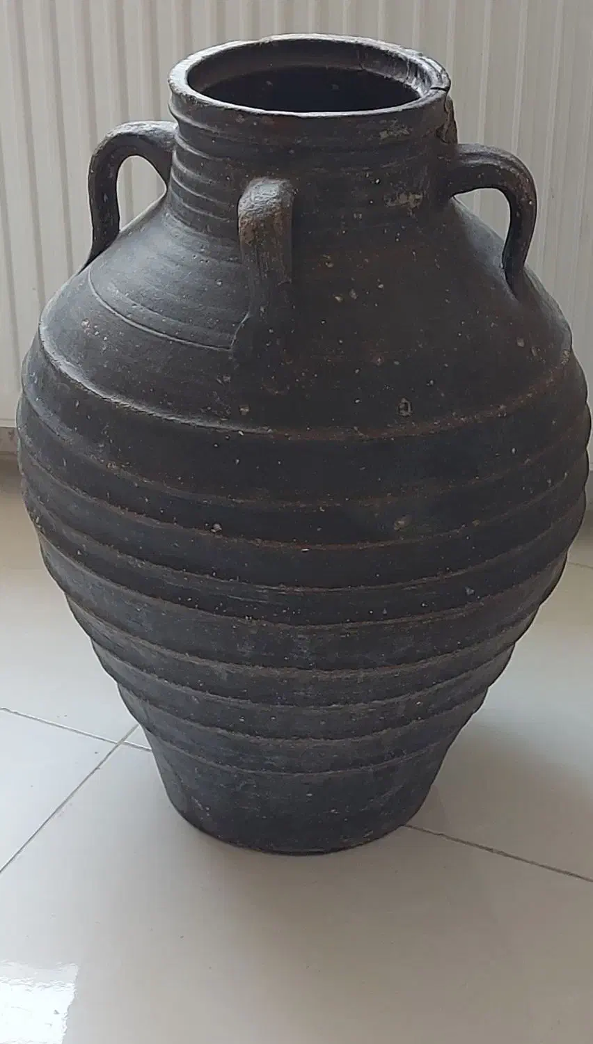 خمره|کلکسیون اشیاء عتیقه|شیراز, گلدشت معالی‌آباد|دیوار