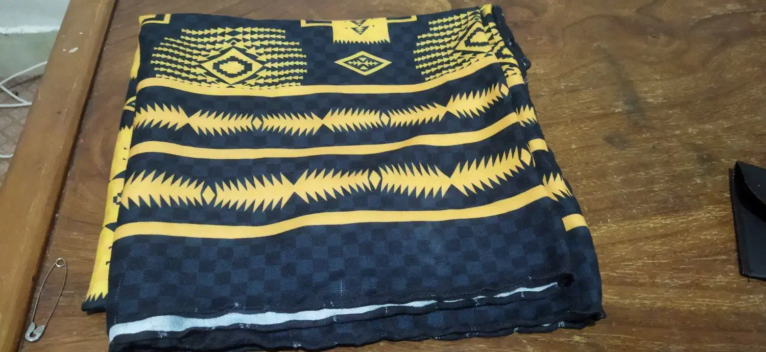 روسری مناسب سرما زرد رنگ|لباس|دهدشت, |دیوار