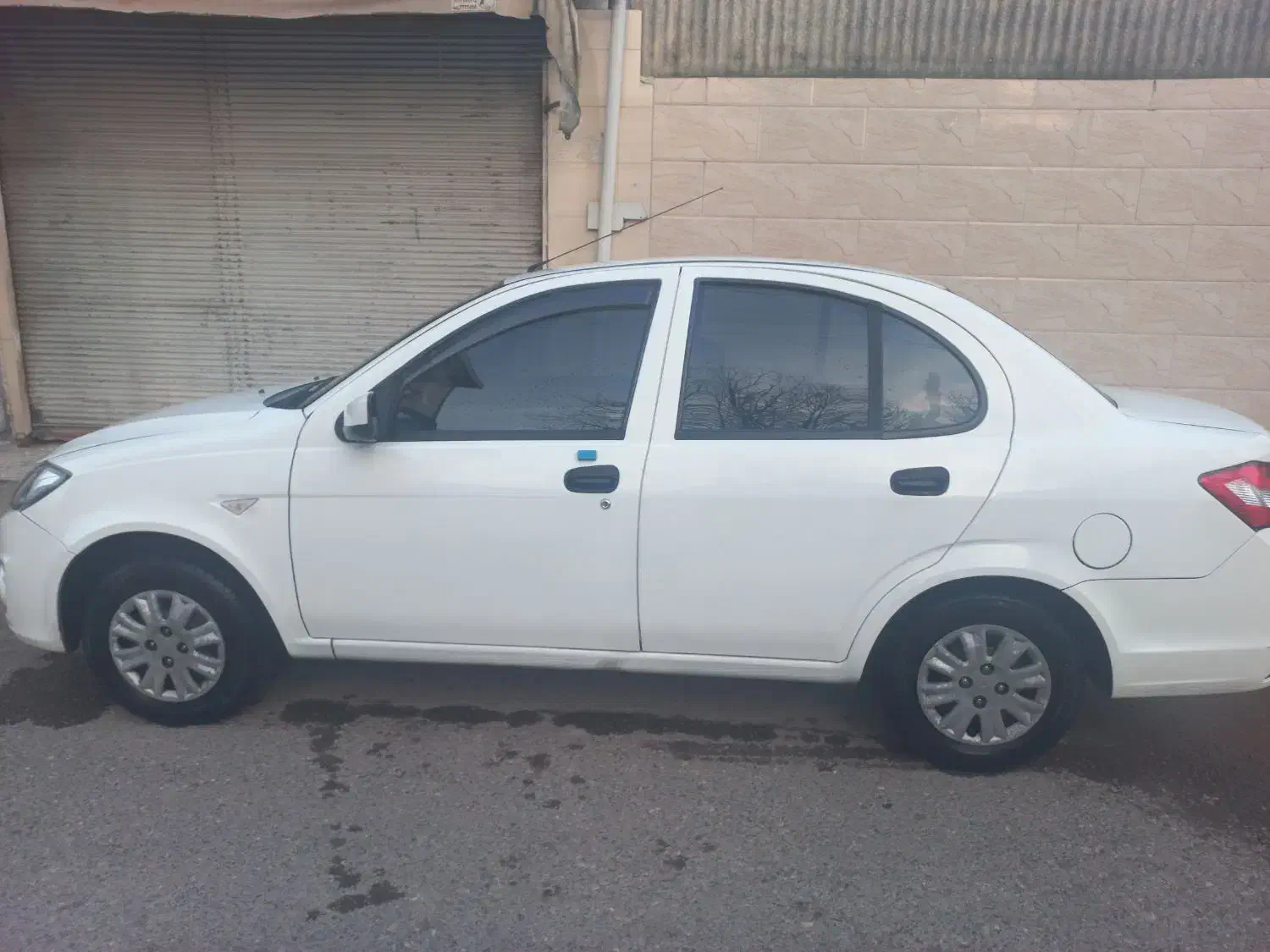 ساینا ۹۹ بیرنگ|خودرو سواری و وانت|رشت, پاستوریزه|دیوار