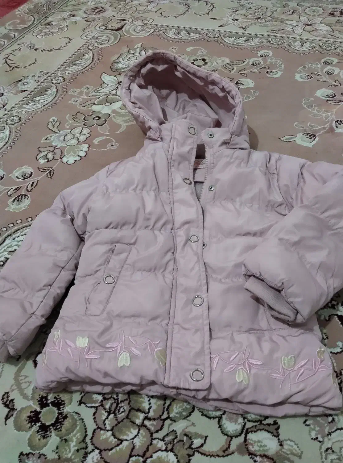 لباس|لباس|پرند, فاز ۶|دیوار