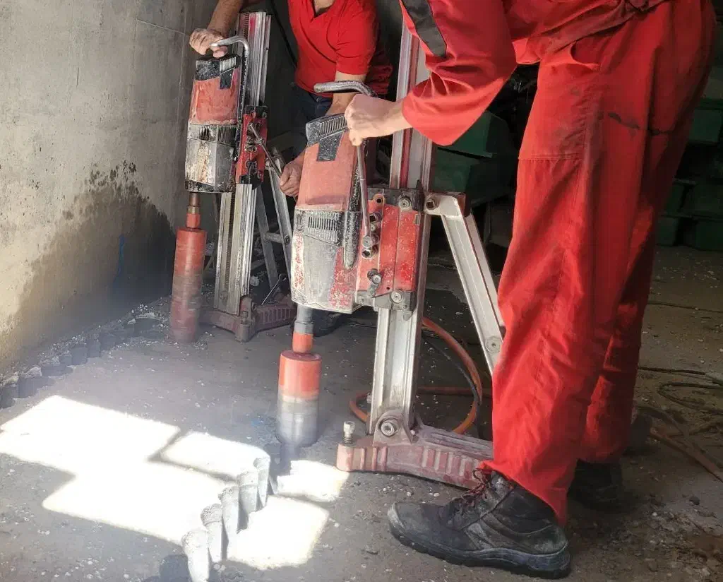 کرگیری،برش بتن،کاشت میلگرد،کاتر بتن،سیمبرش|خدمات پیشه و مهارت|پردیس, فاز ۲|دیوار