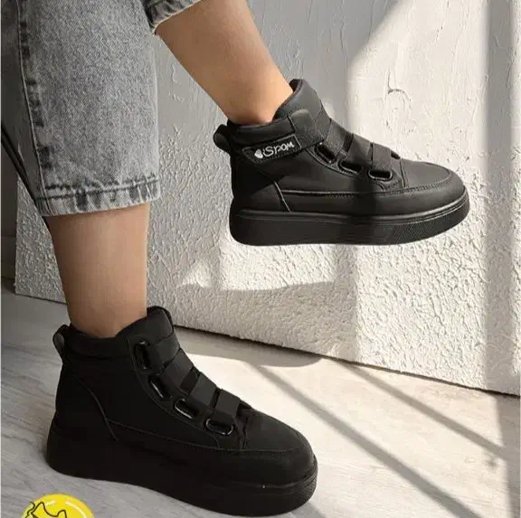 کفش|کیف، کفش، کمربند|اراک, |دیوار