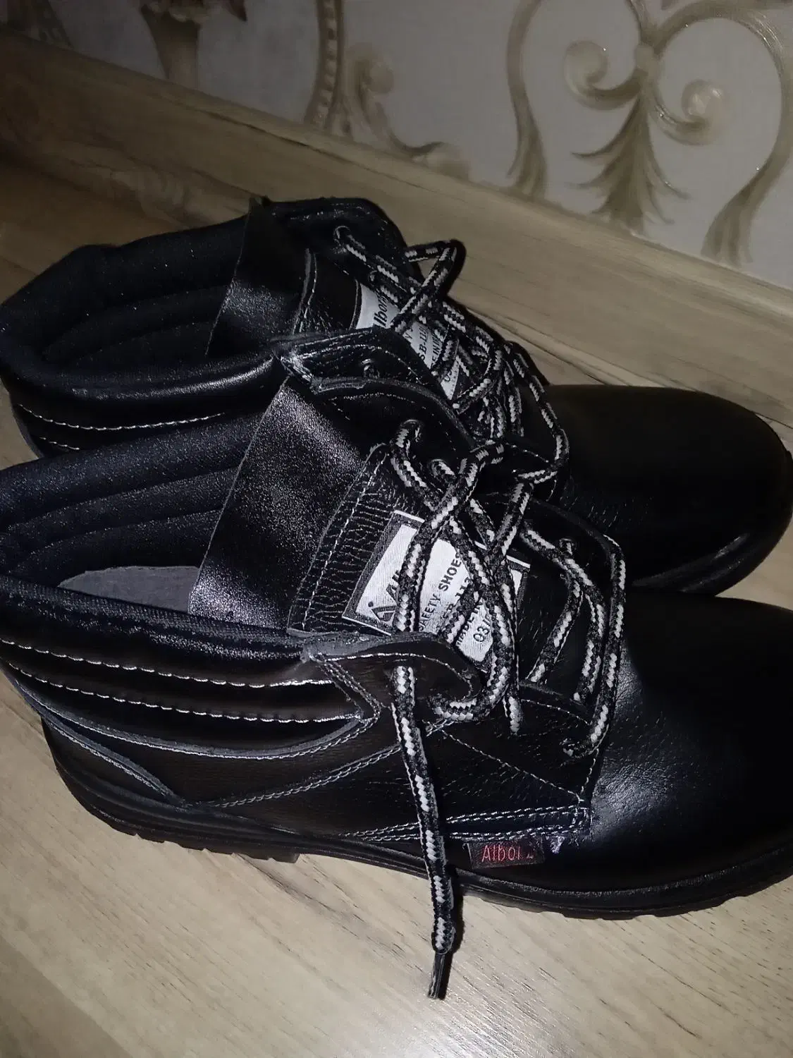 کفش ایمنی البرز سایز 44 نو|کیف، کفش، کمربند|تبریز, |دیوار