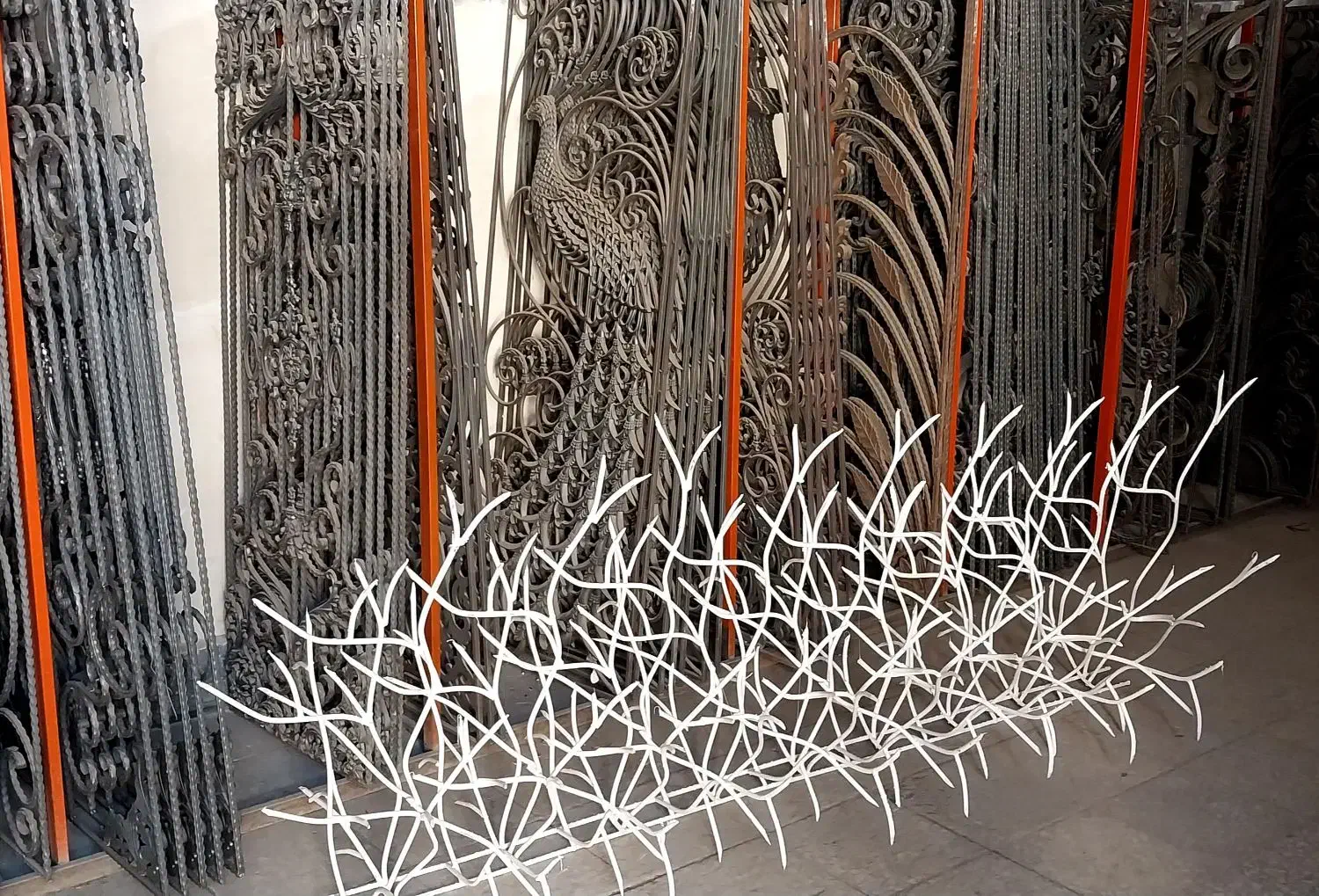 انواع حفاظ (نرده) دیواری در شاهین‌شهر|خدمات پیشه و مهارت|شاهین‌شهر, شهرک صنعتی|دیوار