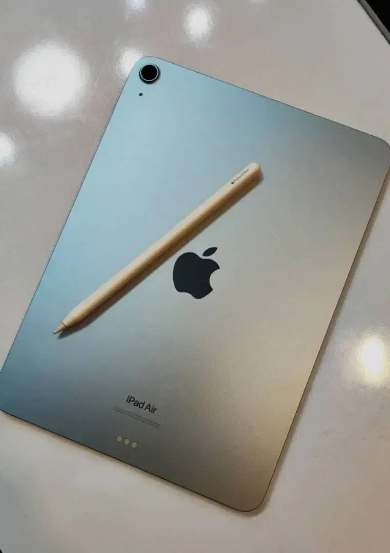 iPad air 2024 + Apple pencil pro|تبلت|اصفهان, امین‌آباد|دیوار