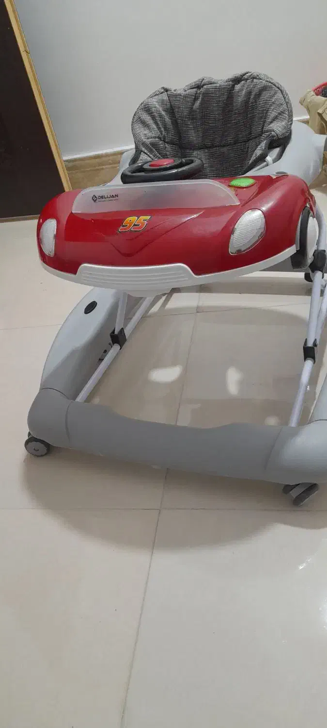 روروئک و کریر کودک|کالسکه و لوازم جانبی|برازجان, |دیوار