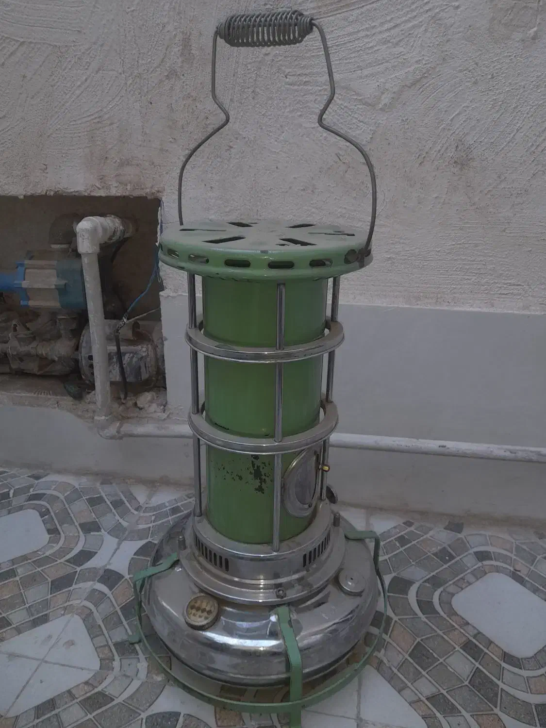 چراغ علایدین درحد نو|کلکسیون اشیاء عتیقه|رباطکریم, الارد|دیوار