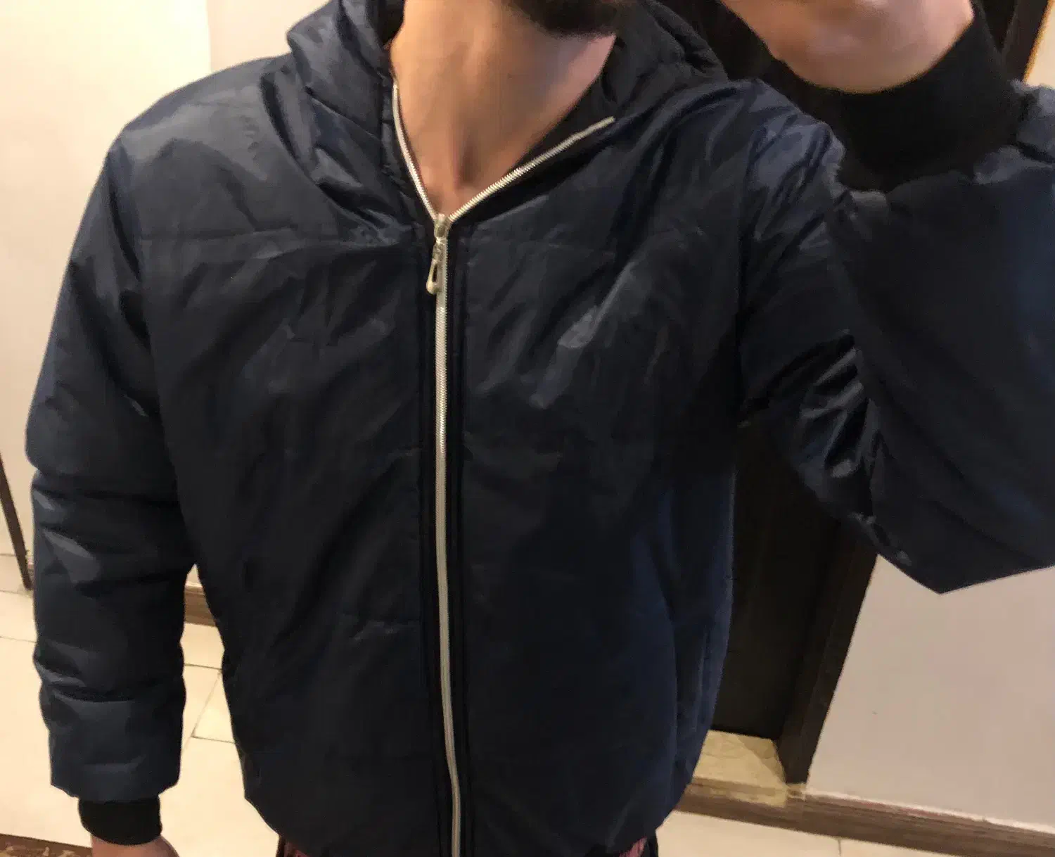 کاپشن نو نو|لباس|رشت, توشیبا|دیوار