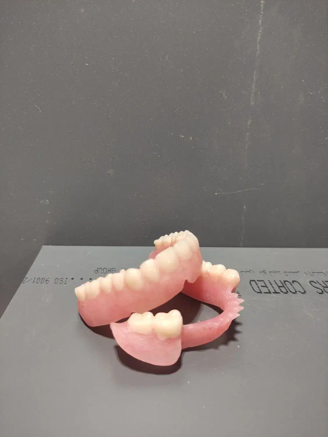 دندانسازی تجربی|خدمات آرایشگری و زیبایی|رباطکریم, رباطکریم|دیوار