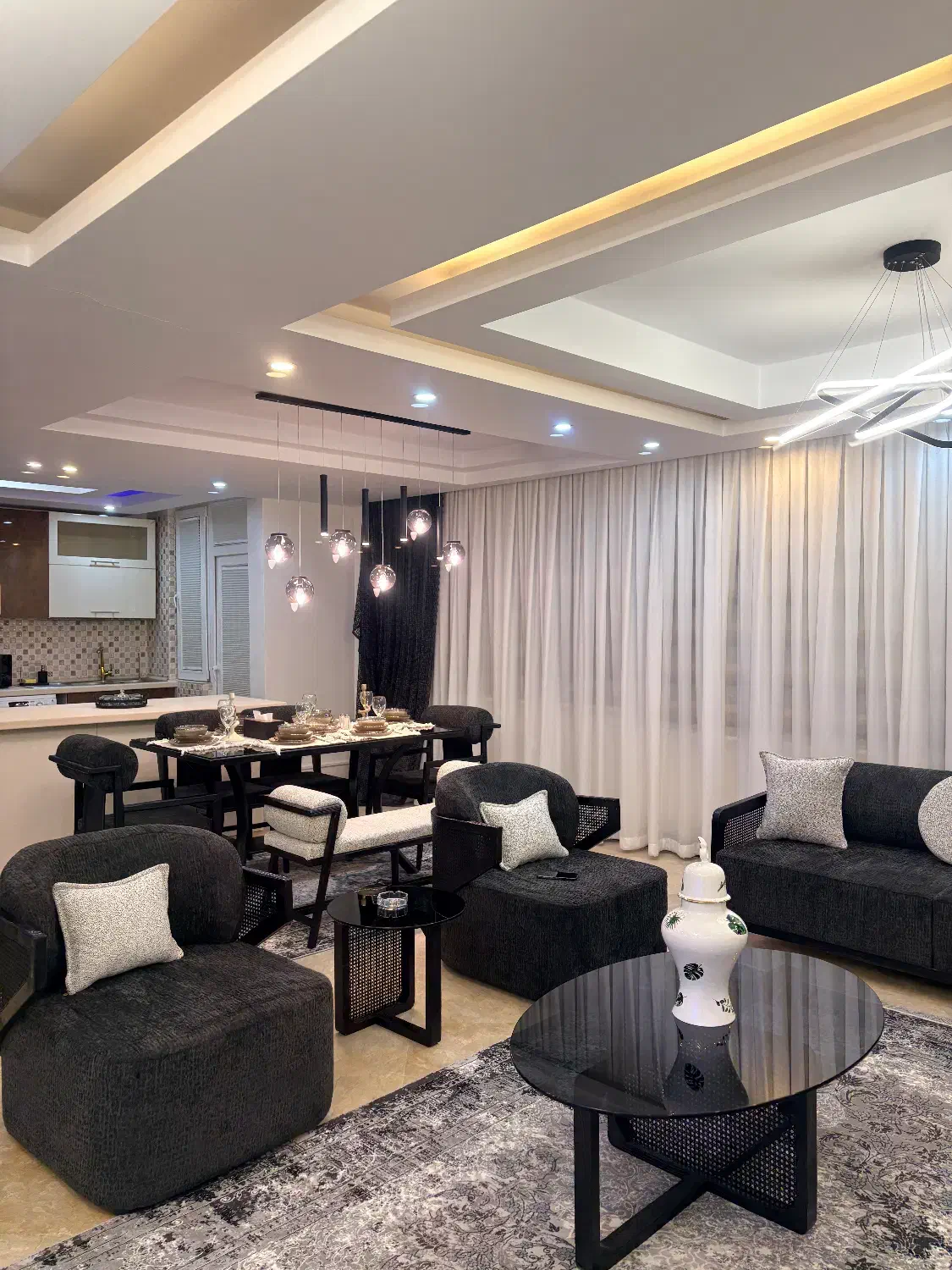 لوکس ترین واحد در تاپ لوکیشن سعادت آباد|اجارهٔ کوتاه‌مدت آپارتمان و سوئیت|تهران, سعادت‌آباد|دیوار